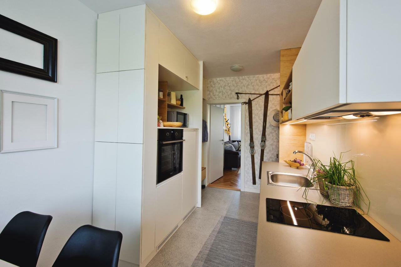 Apartman Loty Tatranská Lomnica Exteriör bild