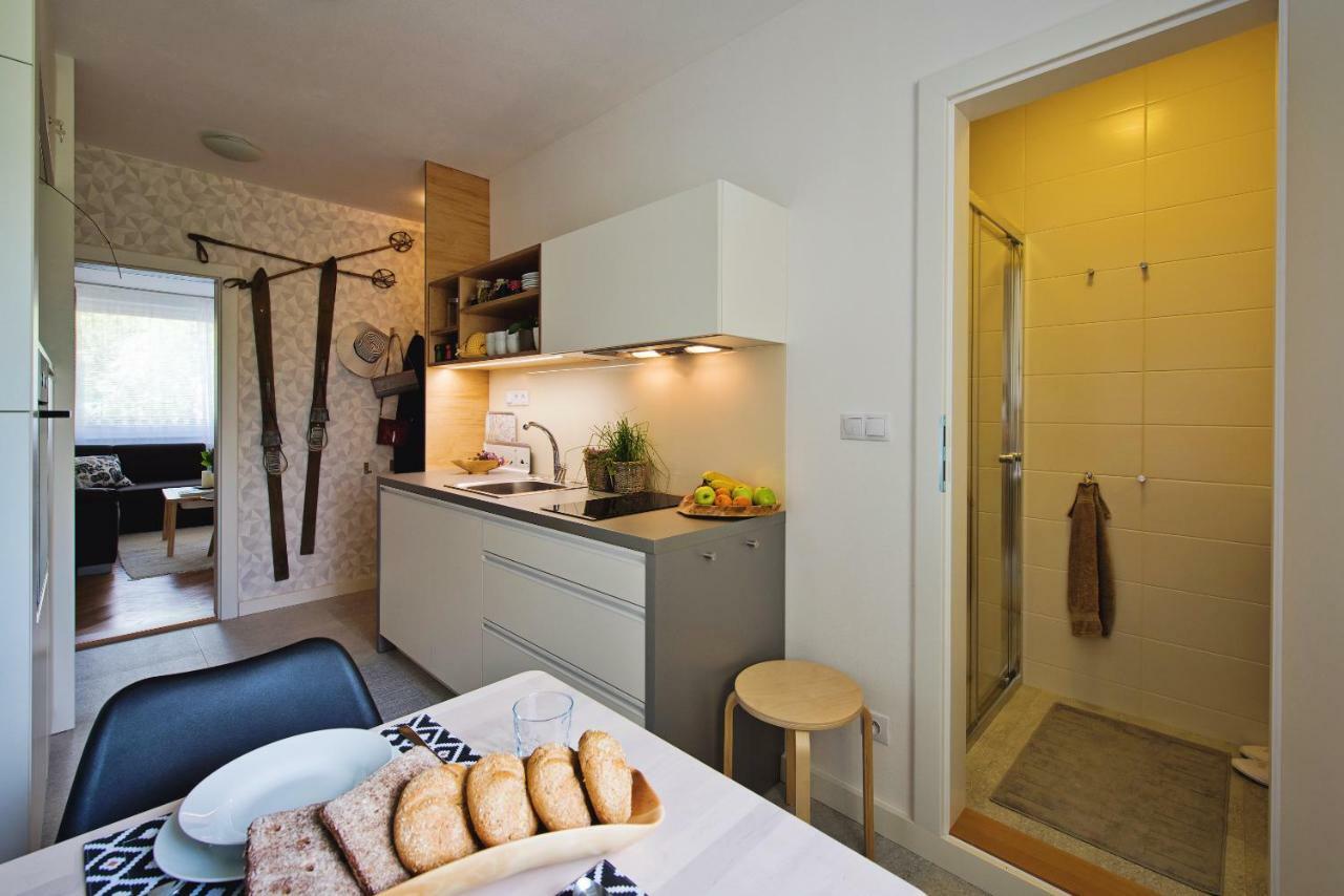 Apartman Loty Tatranská Lomnica Exteriör bild